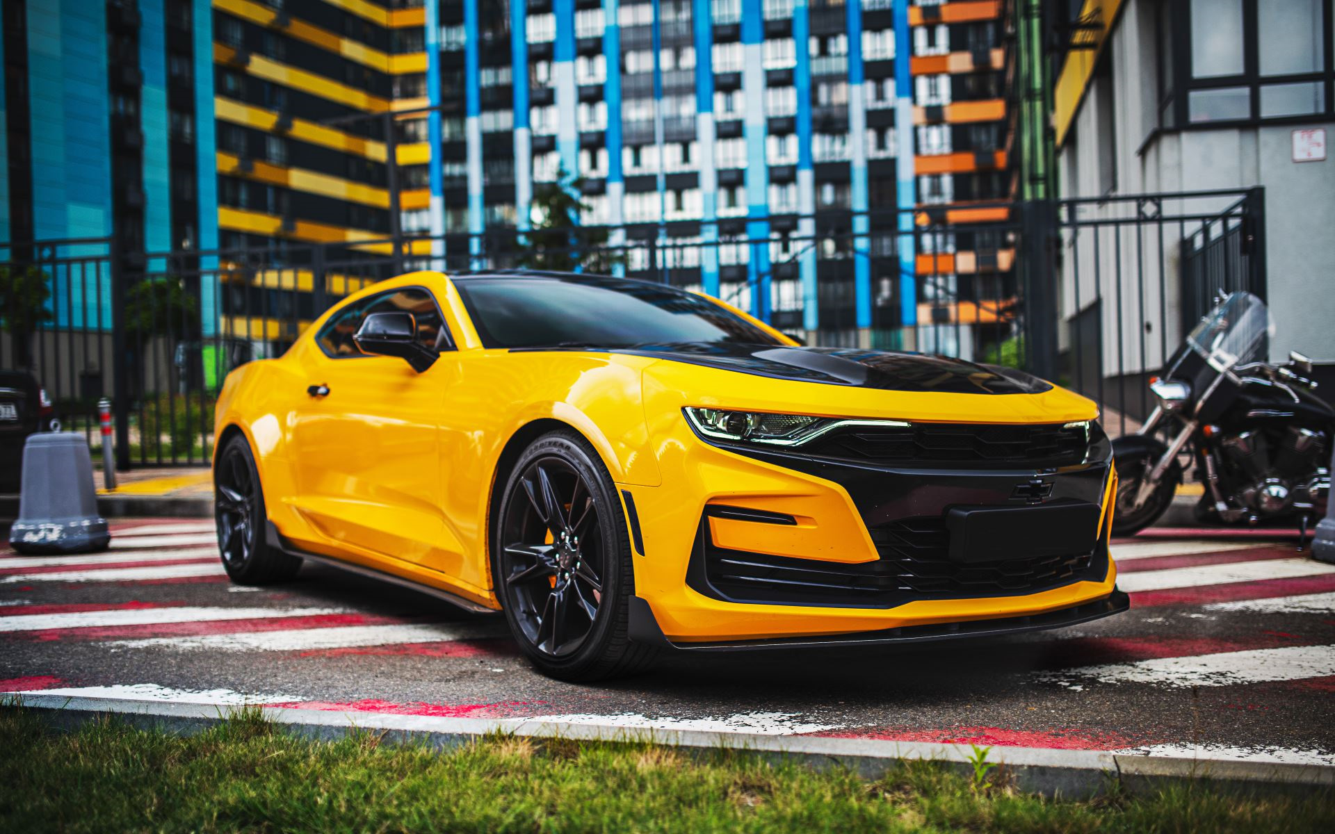 Chevrolet Camaro 2020 Р¶РµР»С‚С‹Р№