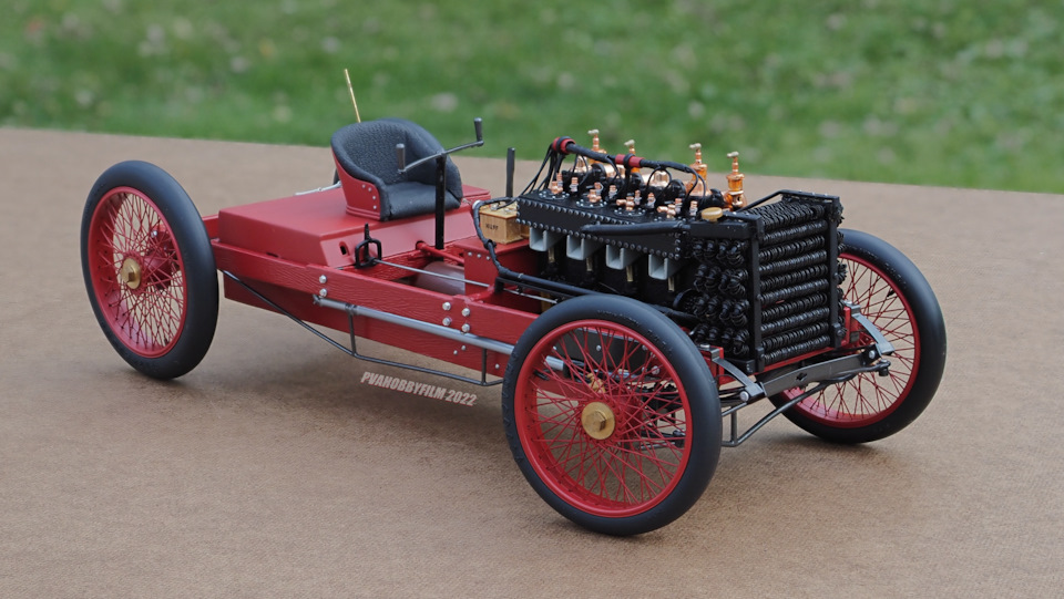 Henry Ford 999 Speed Record, 1902 + Book (1/18 Exoto