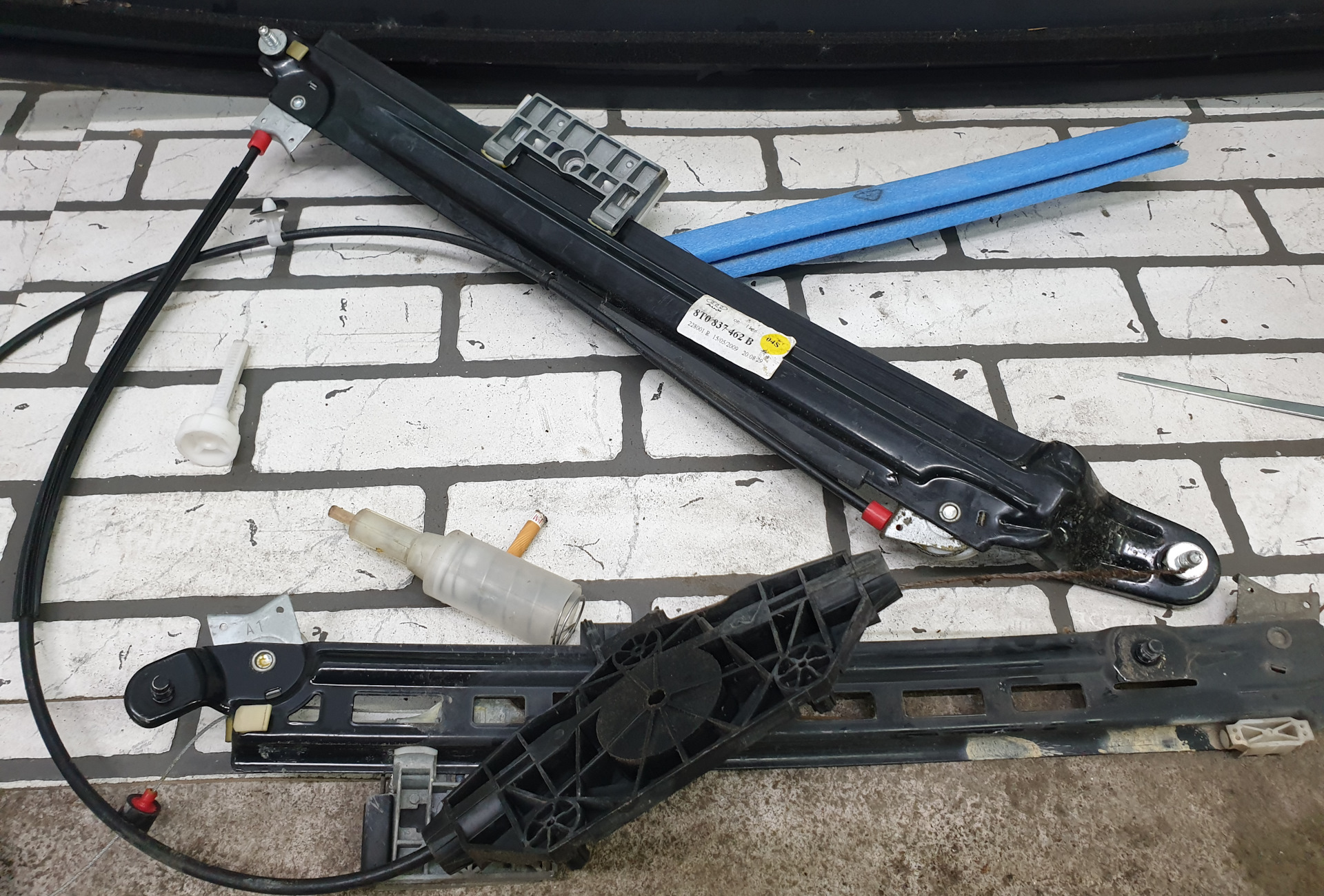 Еще один стеклоподъемник сдох — Audi A5 (1G), 2 л., 2009 года ...