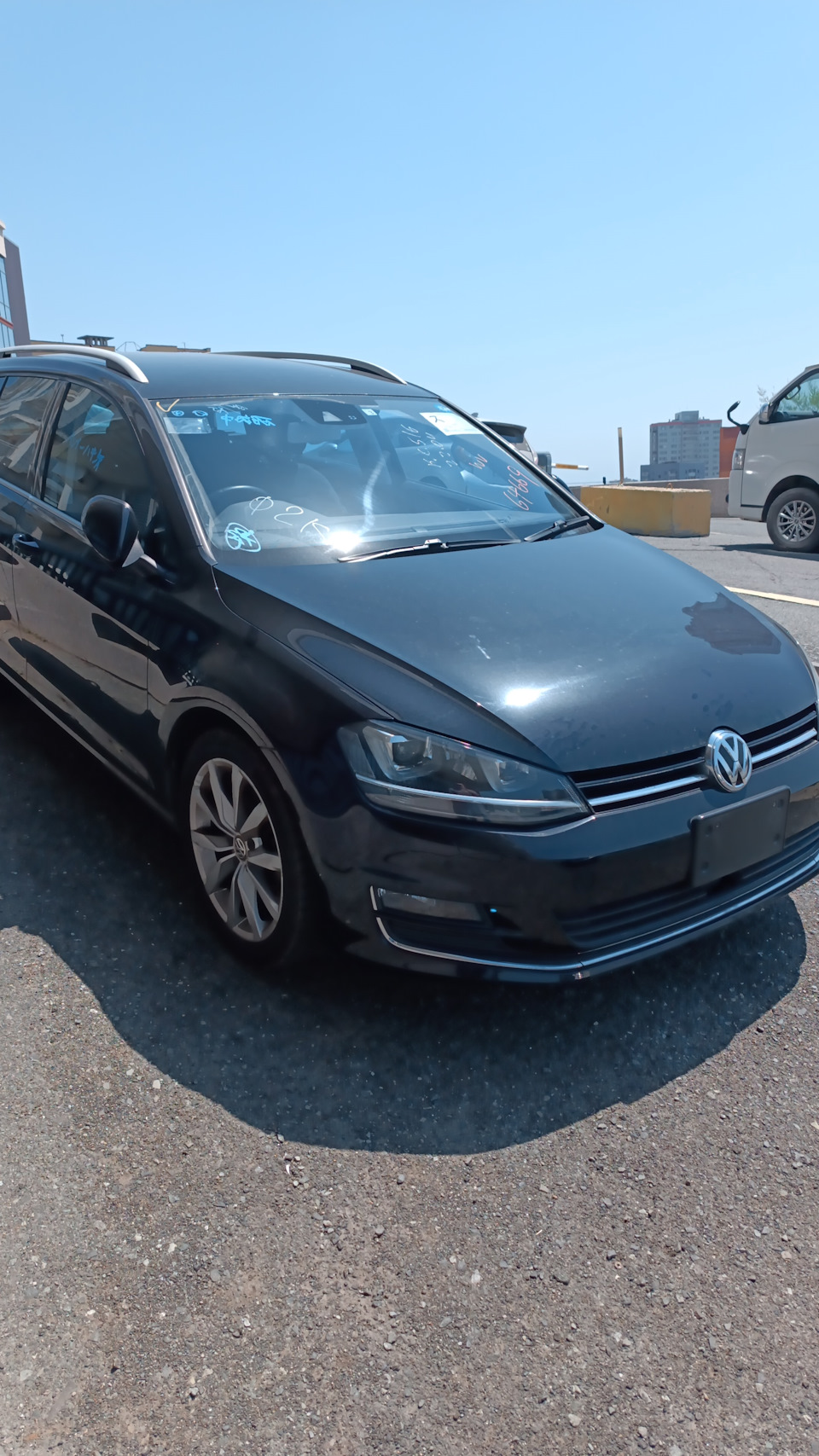 Машина дома — Volkswagen Golf Variant (Mk7), 1,4 л, 2014 года | путешествие  | DRIVE2