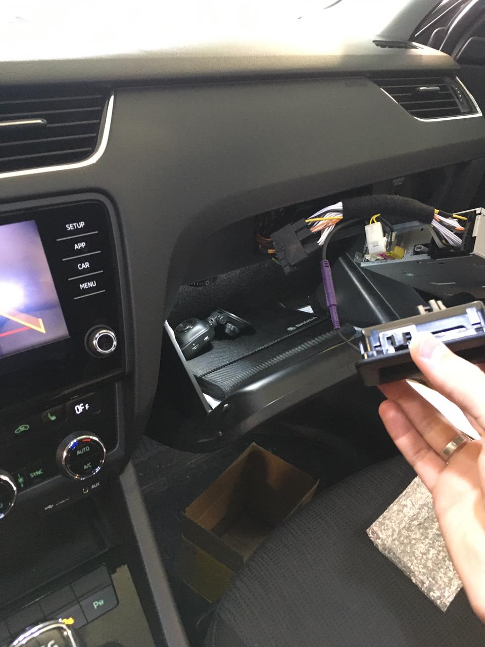 Камера заднего вида с Aliexpress — Skoda Octavia A7 Mk3, 1,4 л, 2017 ...