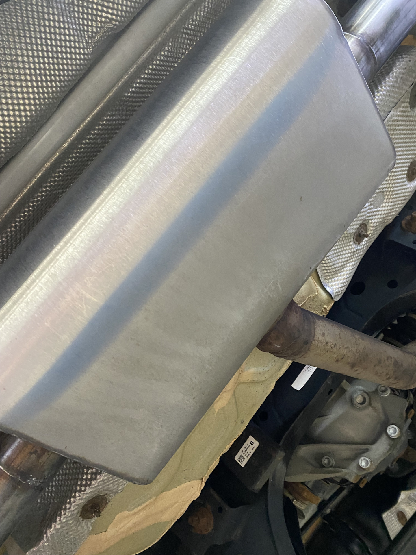 Локальное удаление царапин. Мойка днища — BMW 1 series (F20), 1,6 л ...