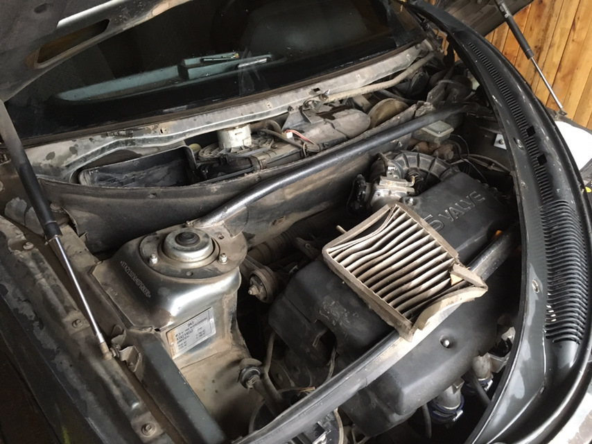 Замена салонного фильтра на 2110 после 2003 гв. — Lada 21103, 1,5 л ...