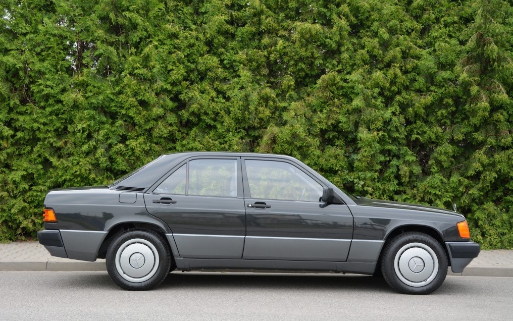 Mercedes 190. Мерседес 190. Мерседес 190 d w201. W201 Mercedes 190d. Mercedes Benz w201 универсал.