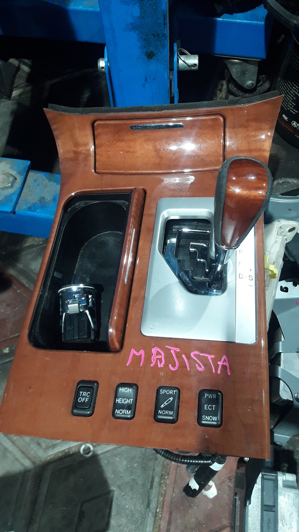 Фото в бортжурнале Mitsubishi Pajero (3G)