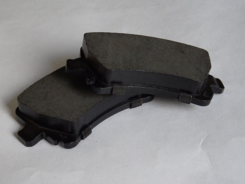 А теперь поменяем и задние колодки — DRIVE2