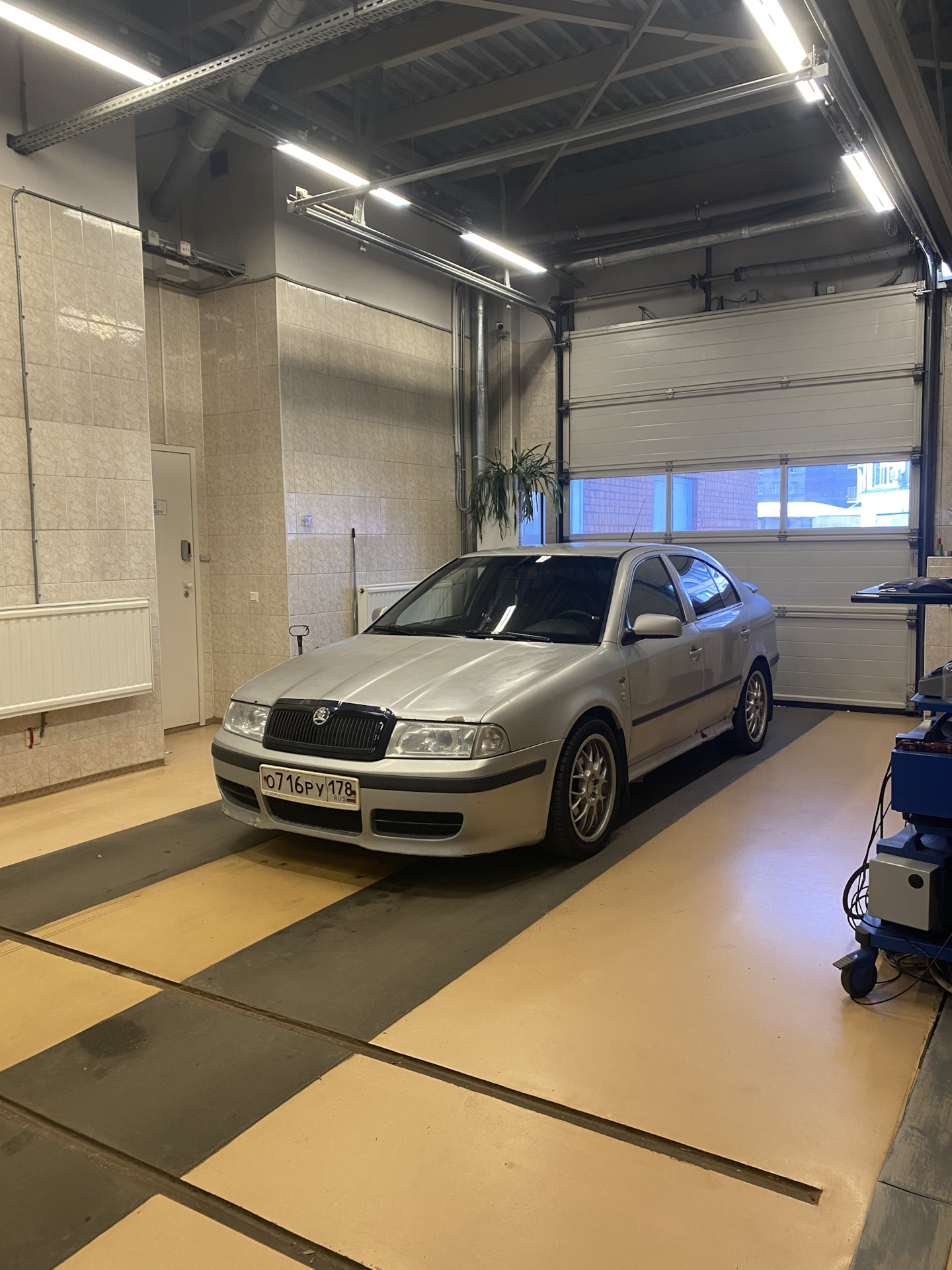 Постановка на учет, теперь ты точно моя! — Skoda Octavia A4 Mk1, 1,8 л,  2003 года | покупка машины | DRIVE2