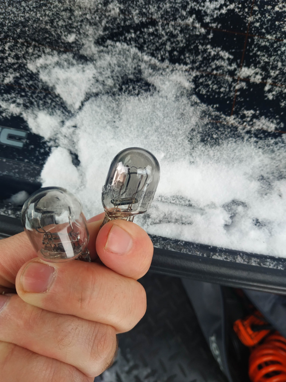 Обычная замена ламп стоп сигналов… — Honda Accord (8G), 2,4 л, 2008 ...