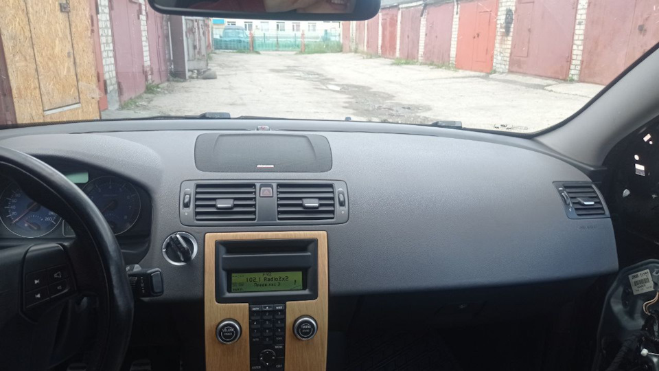 Финальный вариант — Volvo S40 (2G)