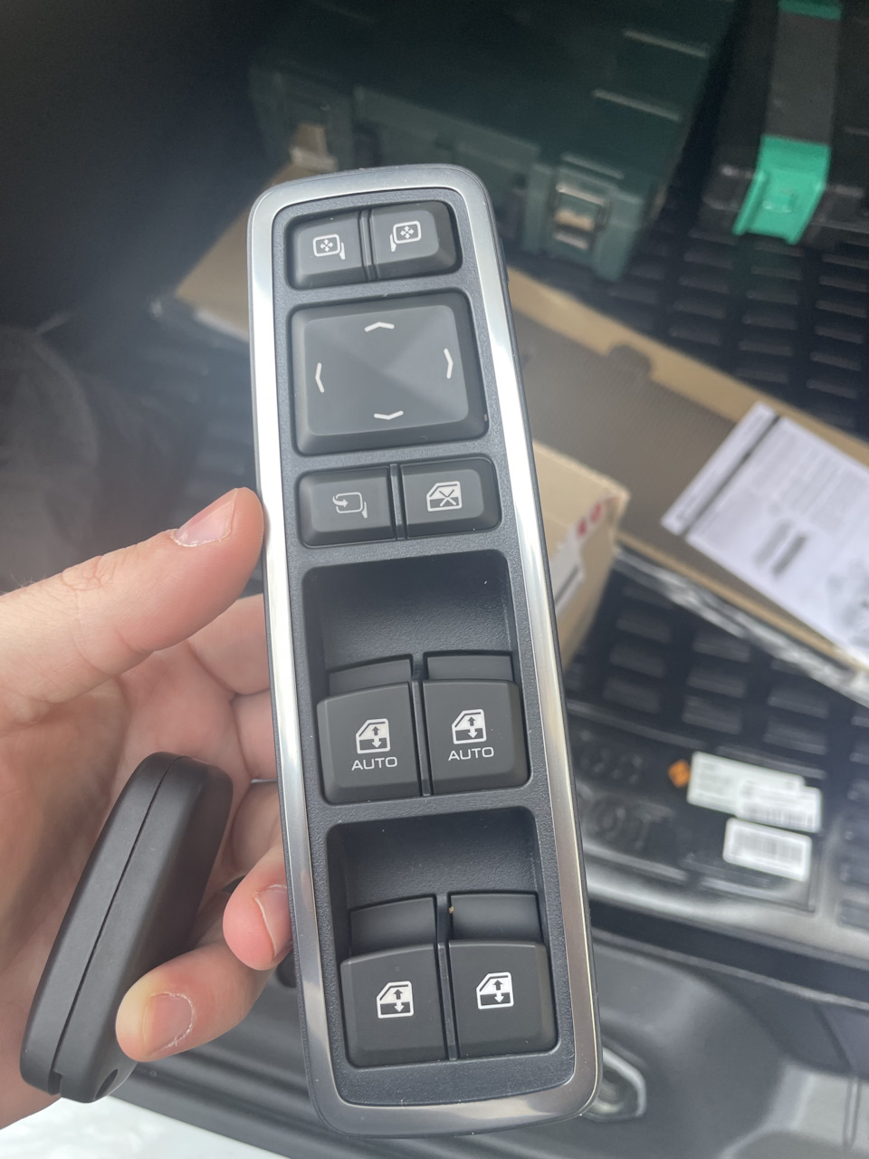 Блок кнопок с/подъем.Лада Веста(NG)_(4кн.+функ.складывания зерк… | Фото ...