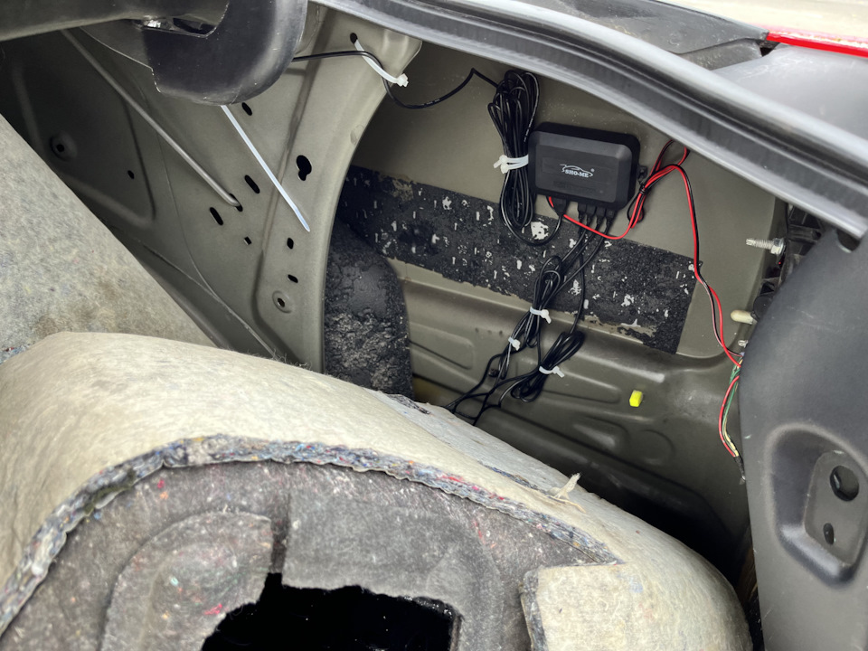 Фото в бортжурнале Toyota Avensis II