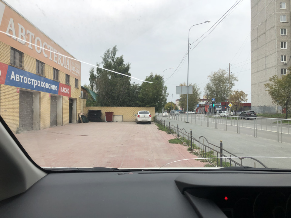 Замена лобового стекла — Toyota Noah (2G), 2 л, 2011 года | другое | DRIVE2