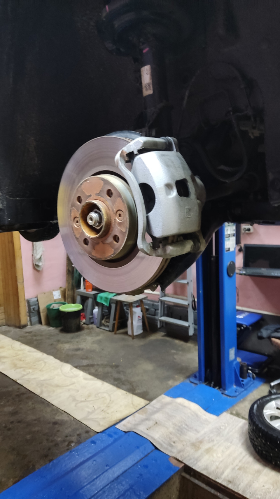 Суппорта не гремят! Урааа! — Lada Vesta (NG), 1,6 л, 2023 года | визит ...