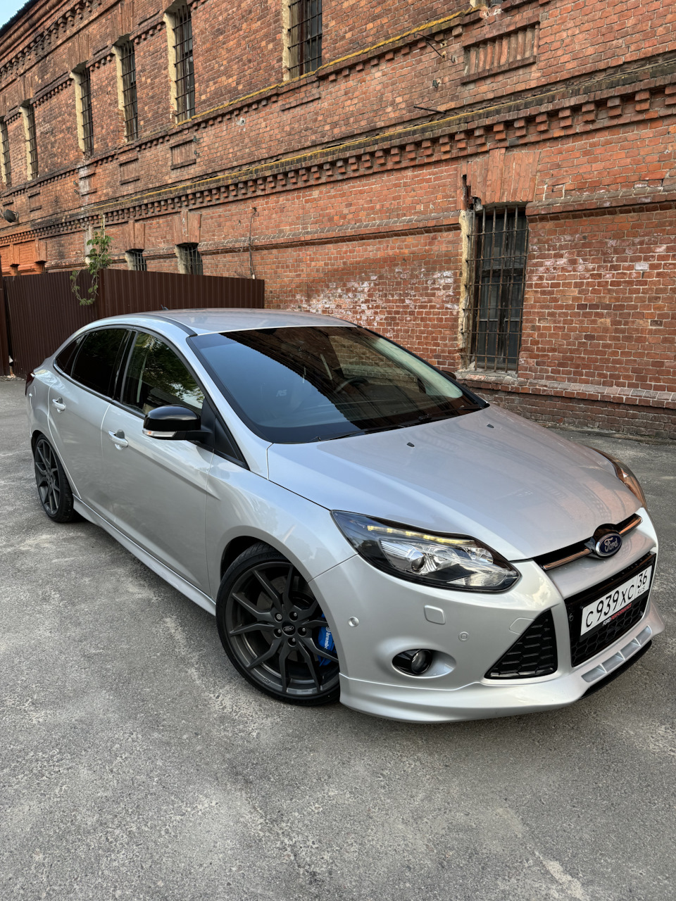 19’’ кованые диски RS — Ford Focus Sedan III, 2 л, 2014 года | колёсные ...