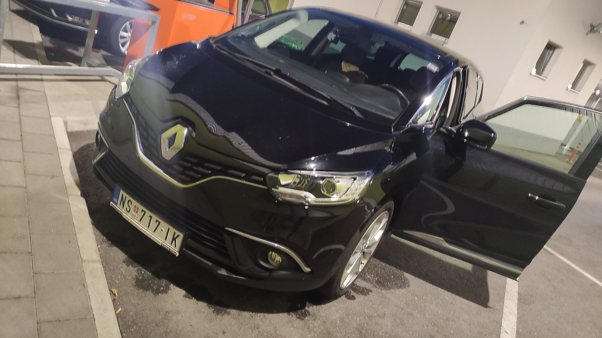 Renault Grand Scenic IV 1.7 дизельный 2018 | Баржа на DRIVE2