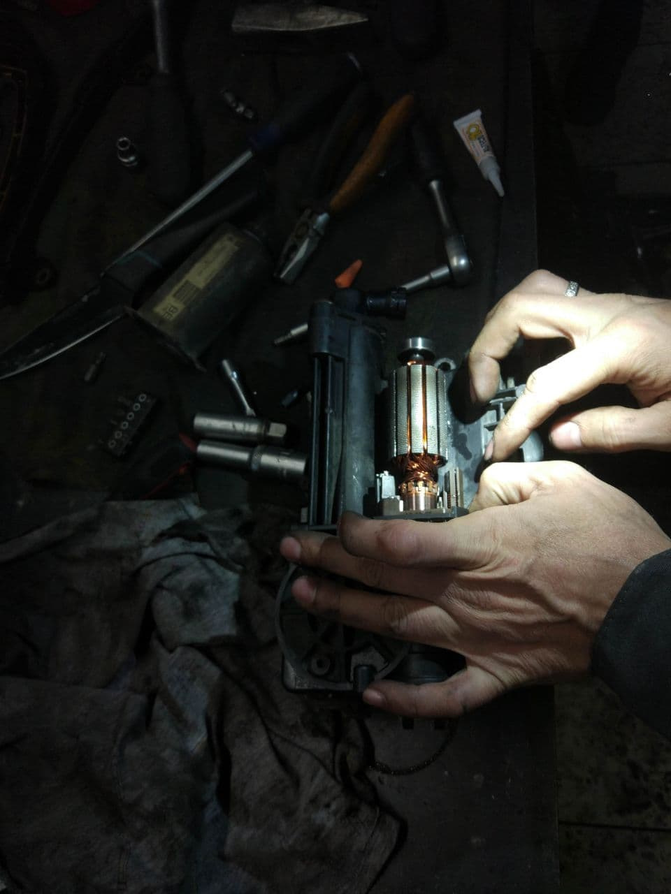 Замена щеток easytronic — Opel Astra H, 1,6 л, 2007 года | визит на ...