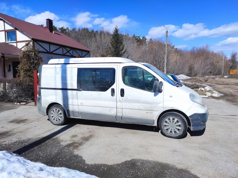 Рено трафик отзывы. Renault trafic отзывы. Рено трафик 2017. Рено трафик 2020г. Рено трафик зеленый.