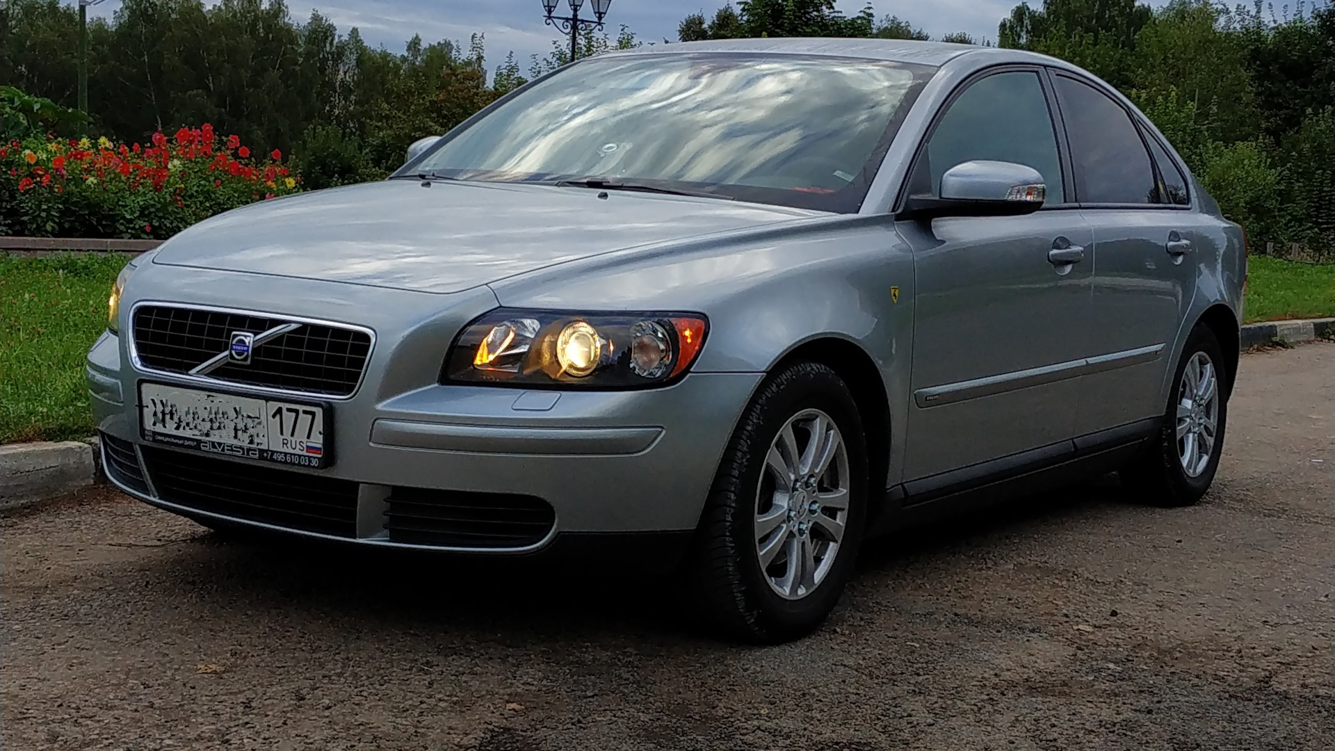 Вольво с 40. Volvo s40 II 1.6. Volvo s40 Silver. Вольво s40 дорест. Вольво с40 2010.