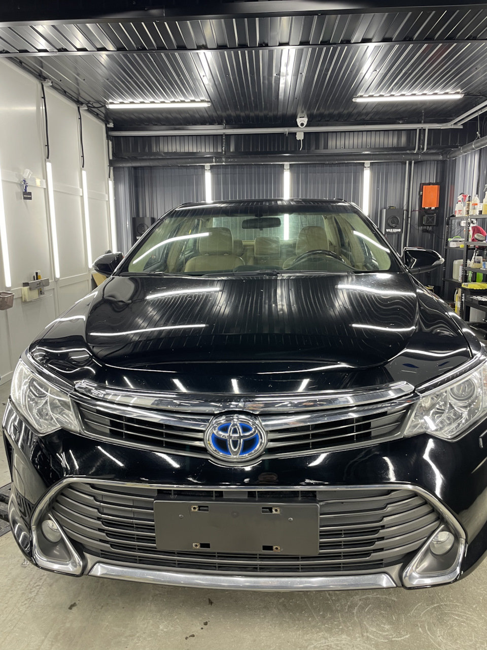 Купил toyota 2,5 hybrid 2017 — DRIVE2