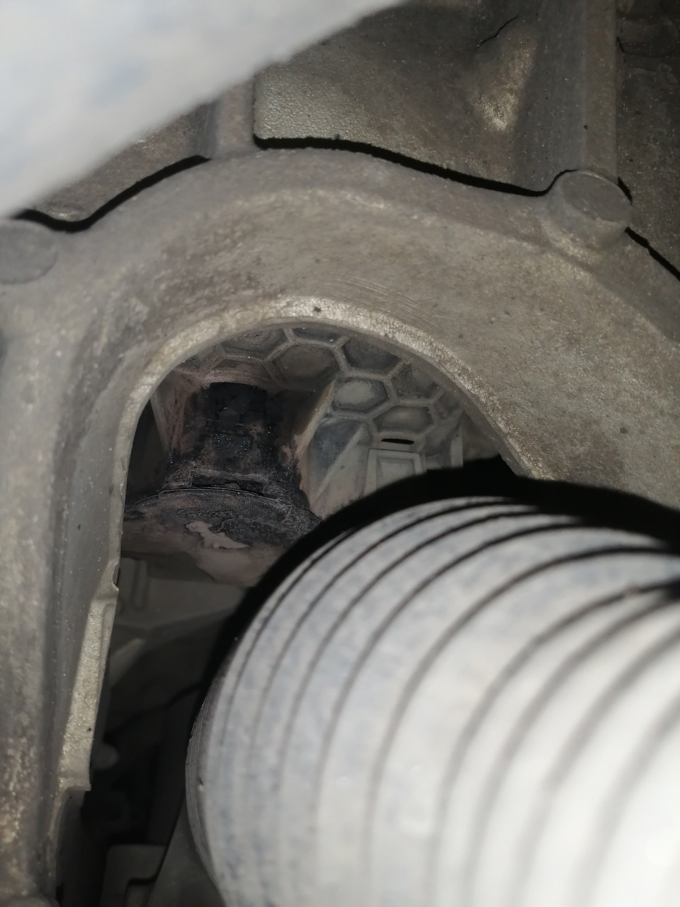 Фото в бортжурнале Volkswagen Touareg (3G)