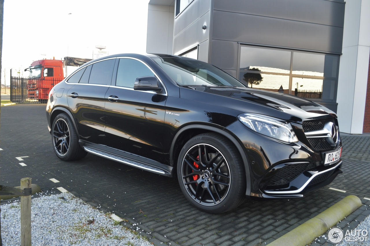 Мерседес гле 43 амг. Мерседес gle coupe 2022. Мерседес gle coupe 2021 матовый. Forms gle r1jopynat81ufn359. Mercedes benz gle 63s amg.