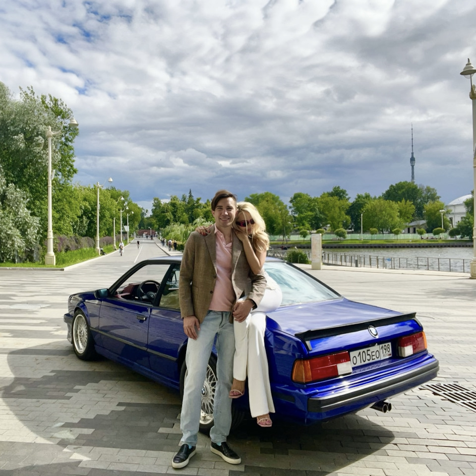 Победа на выборах: шестерка машина дня 🥳 — BMW 6 series (E24), 2,8 л, 1983  года | другое | DRIVE2