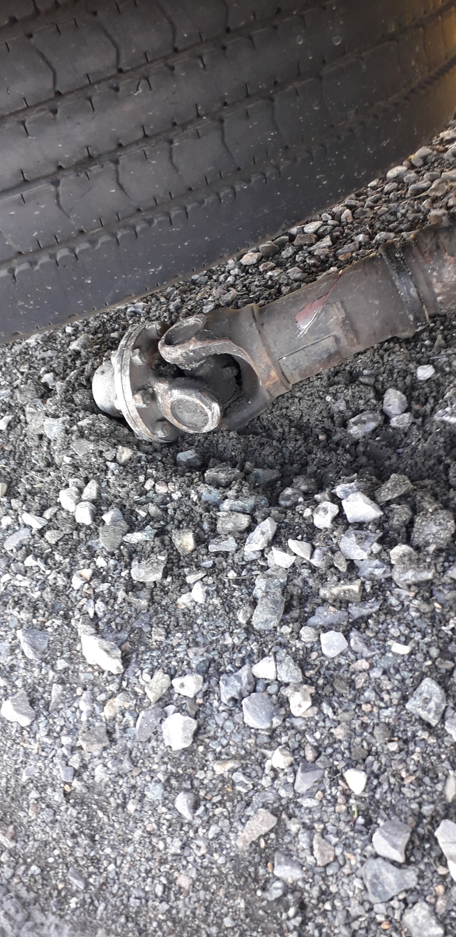 Замена фланцев на кардане Мерседес Бенц 1120L — Мерседес Бенц 1120L ...