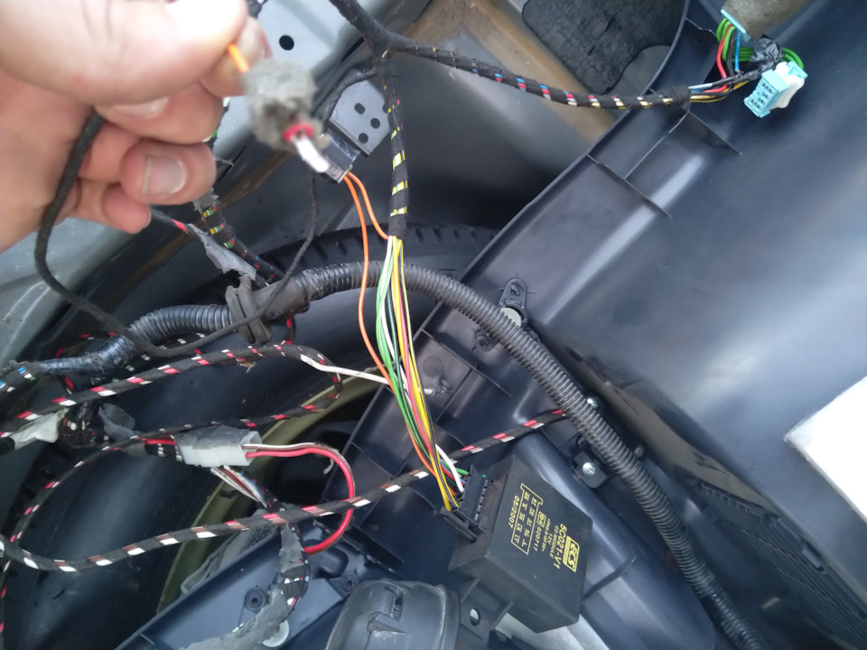 Помошч!Подключение фаркопа к штатной проводке CR-V 3 — Honda CR-V (RE ...