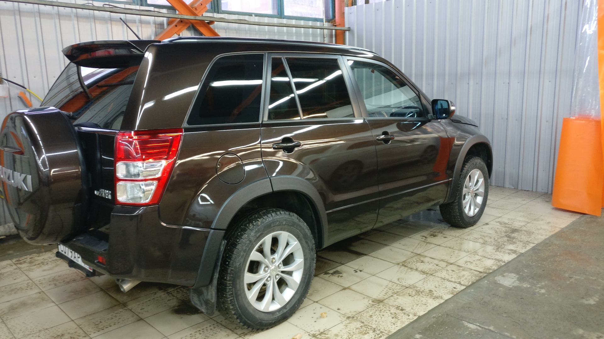 Suzuki grand vitara арки