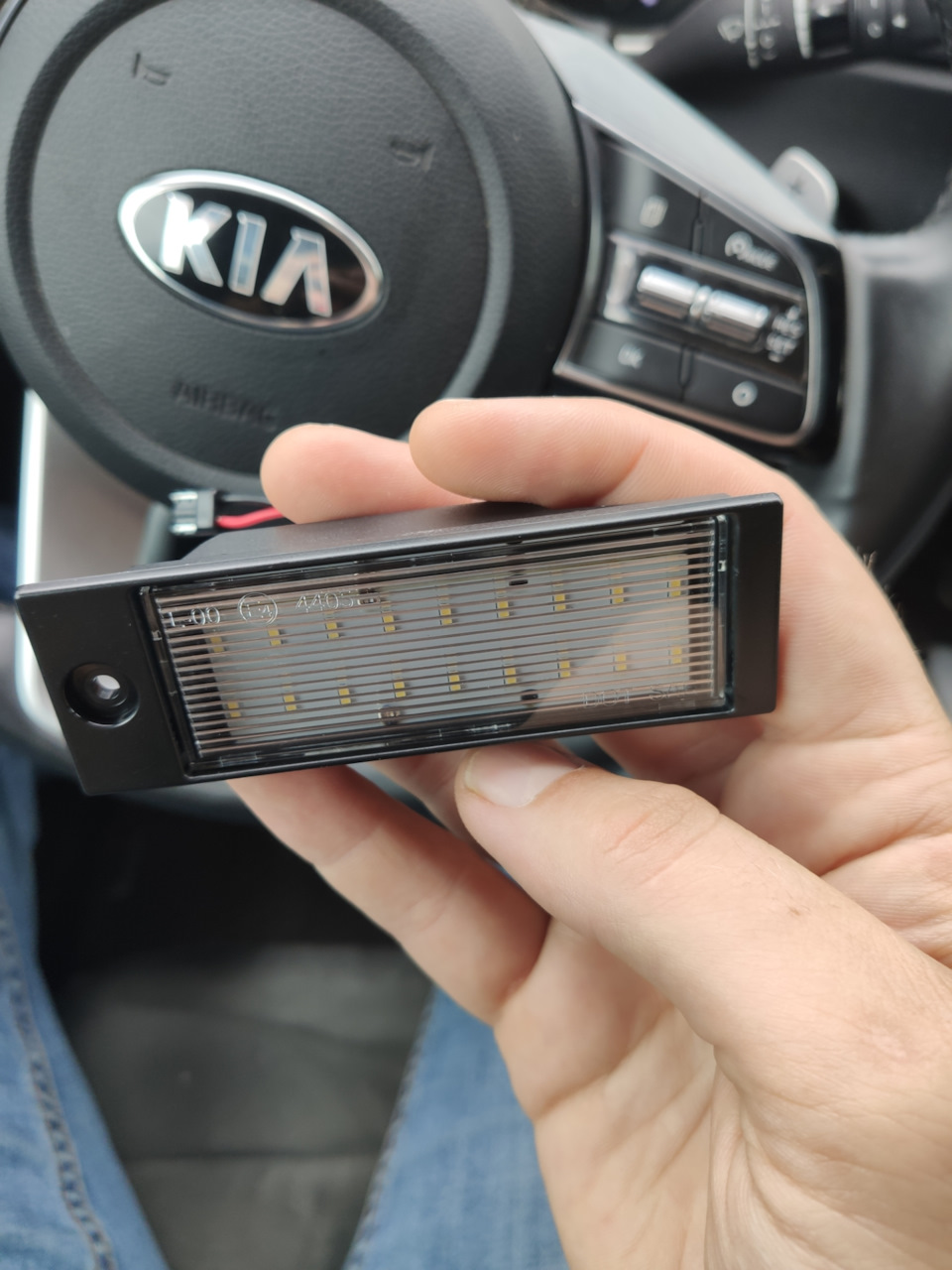 Светодиодная подсветка номера — KIA Ceed SW (3G), 1,6 л, 2019 года |  аксессуары | DRIVE2