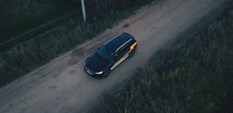Чуть не забыл, я жестко протестировал Volvo v60 CC и это будет разнос по фактам, владельцам этой модели я советую запостись валидолом. Ребята из VCR вышли из чата… — Volvo V90 Cross Country