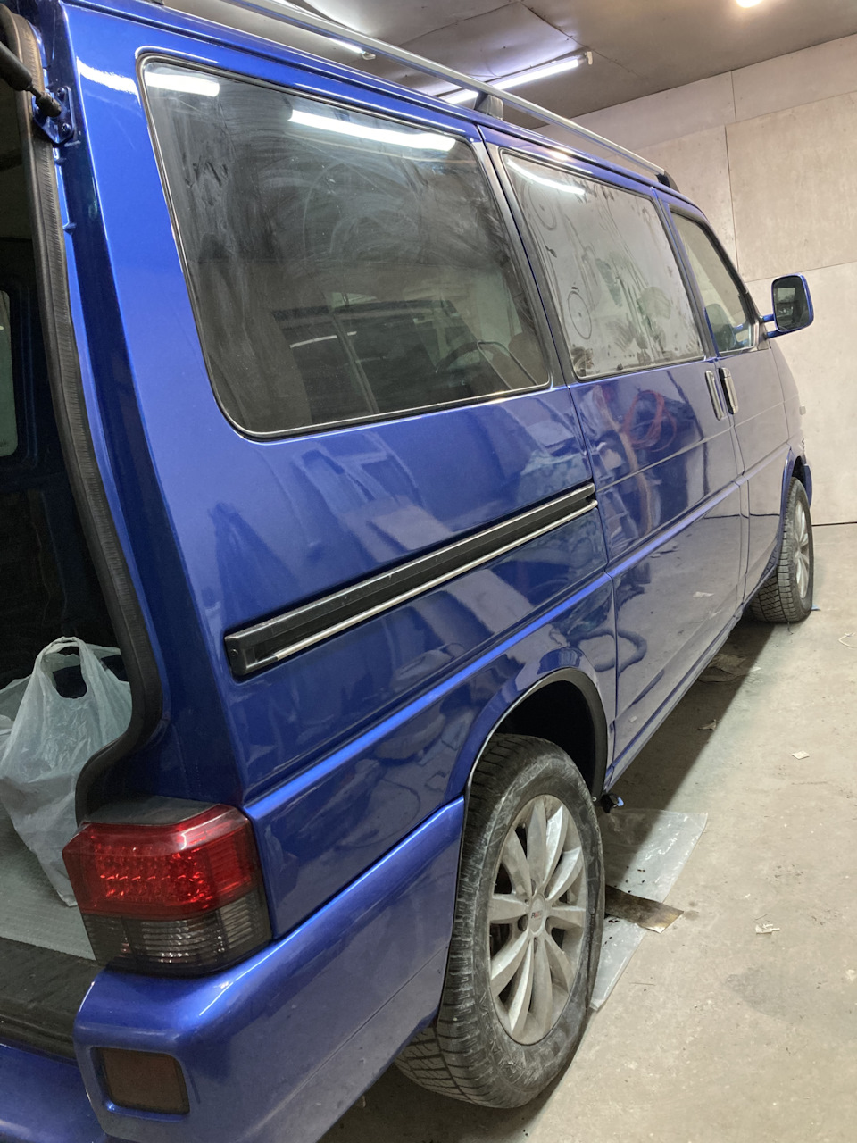 Фото в бортжурнале Volkswagen Multivan (T4)