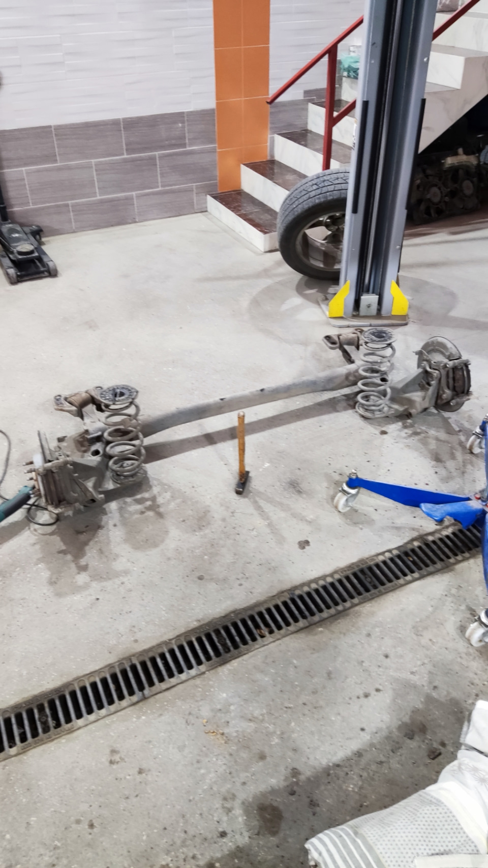 Балка — Chevrolet Volt (1G)