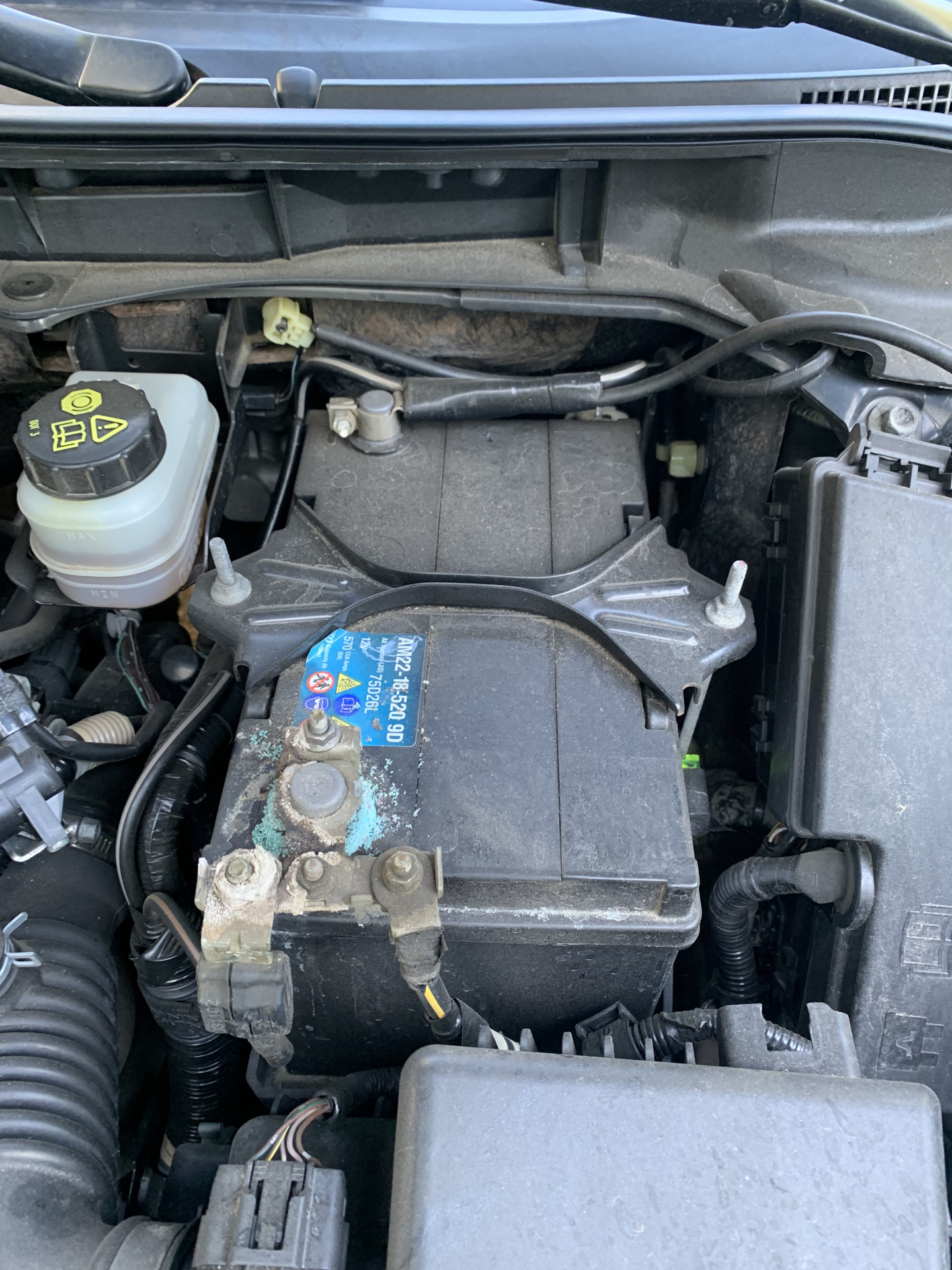 окислилась клемма — Mazda CX-7, 2,3 л, 2011 года | поломка | DRIVE2