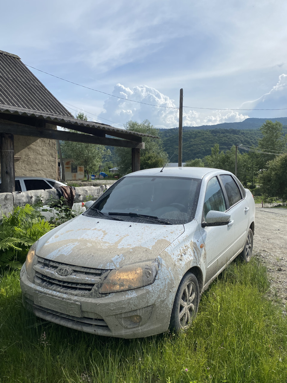 Танки грязи не бояться 😁 — Lada Гранта, 1,8 л, 2015 года | покатушки |  DRIVE2