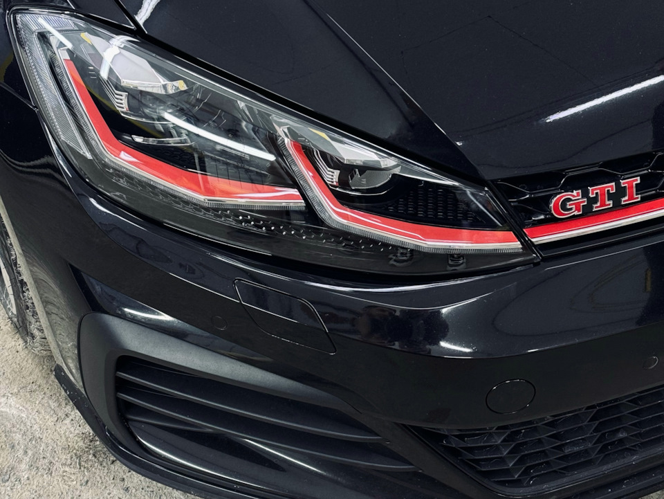 Защита фар полиуретановой пленкой — Volkswagen Golf GTI Mk7, 2 л, 2019 ...