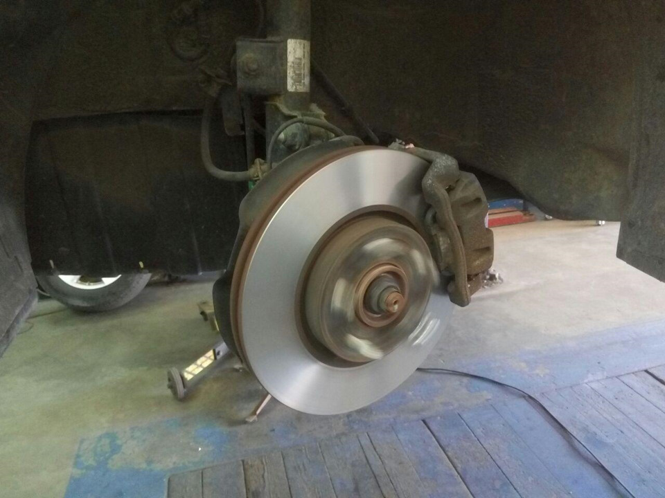 Проточка тормозных дисков без снятия с машины — KIA Optima (3G), 2,4 л ...