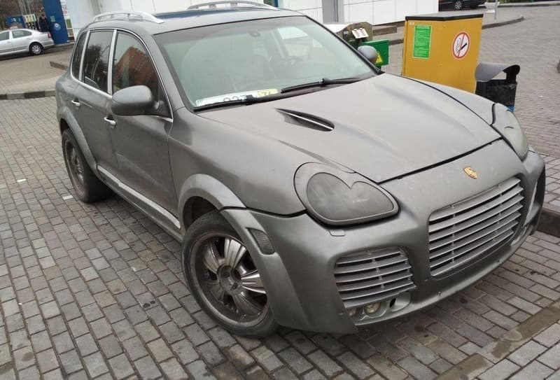 Porsche Cayenne Magnum 2009