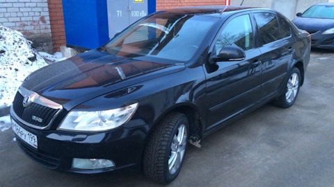 Skoda octavia бьет током