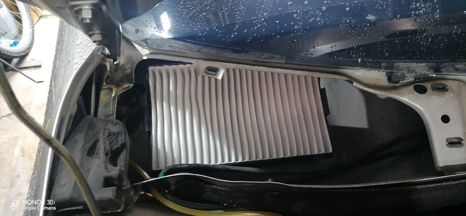 Замена салонного фильтра — Lada Гранта Лифтбек (2-е поколение), 1,6 л ...