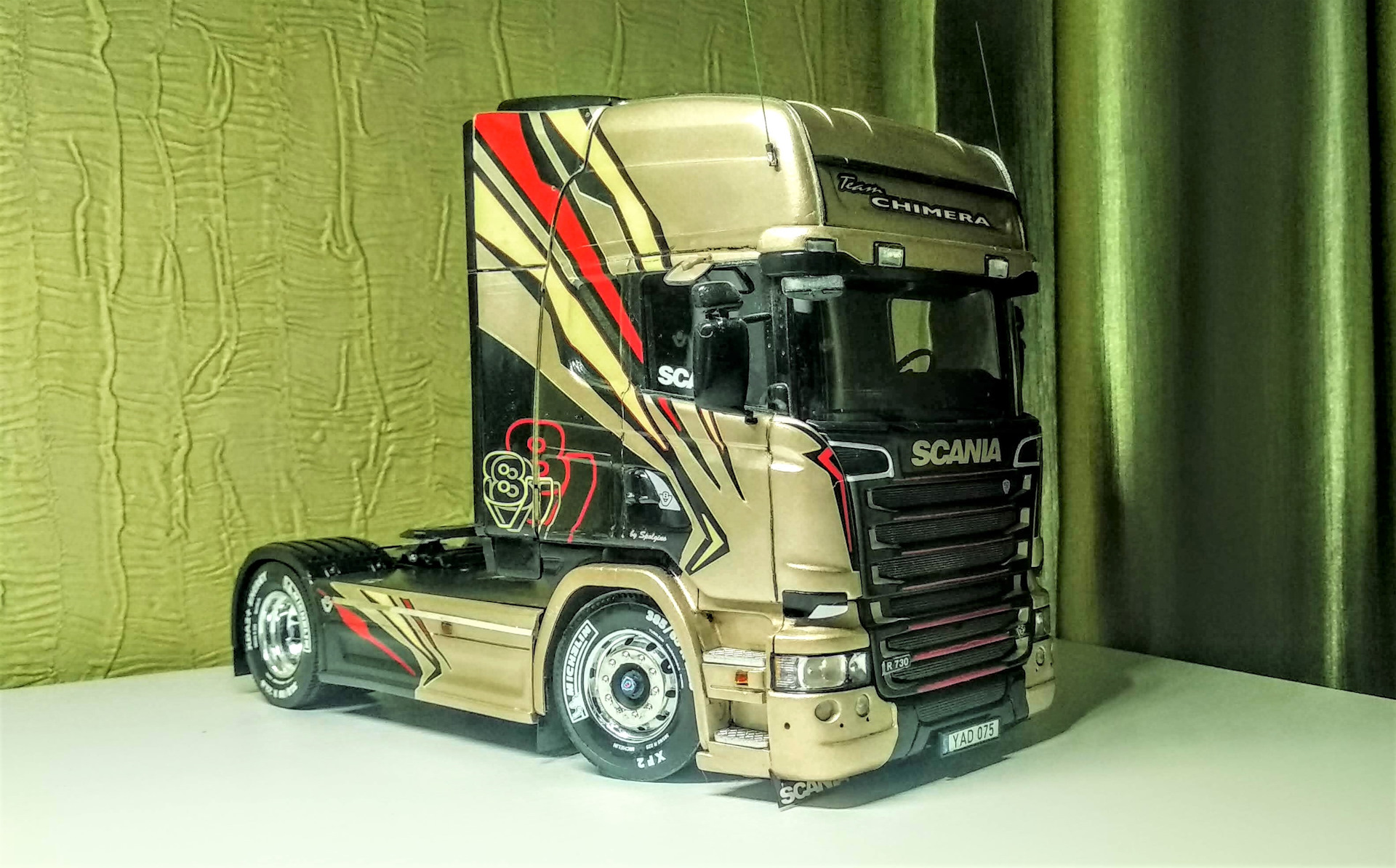 Scania r560 Black Amber