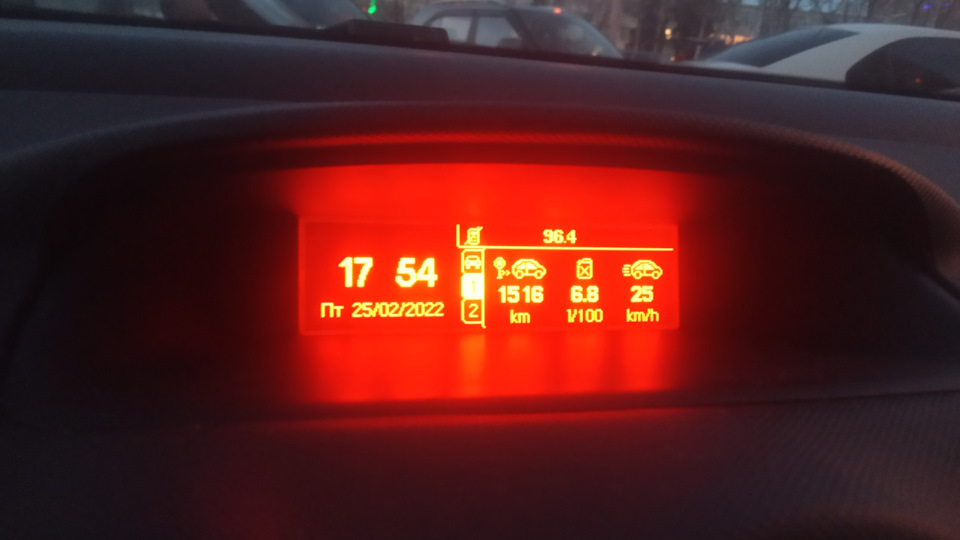 Peugeot 408 Почти Минивэн