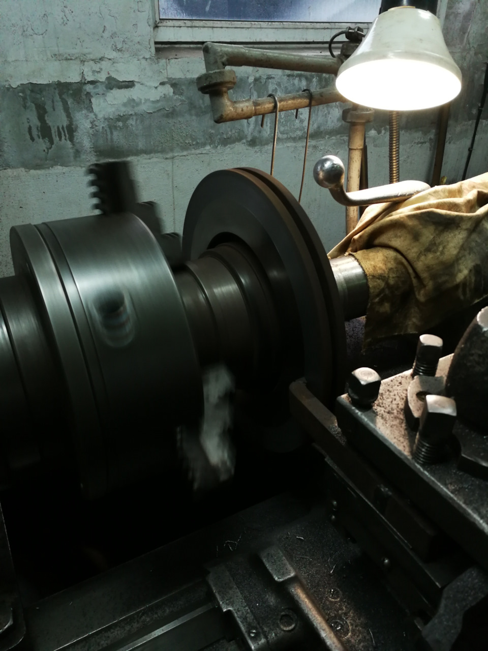 Биение руля при торможении — Renault Laguna II, 2 л, 2002 года ...