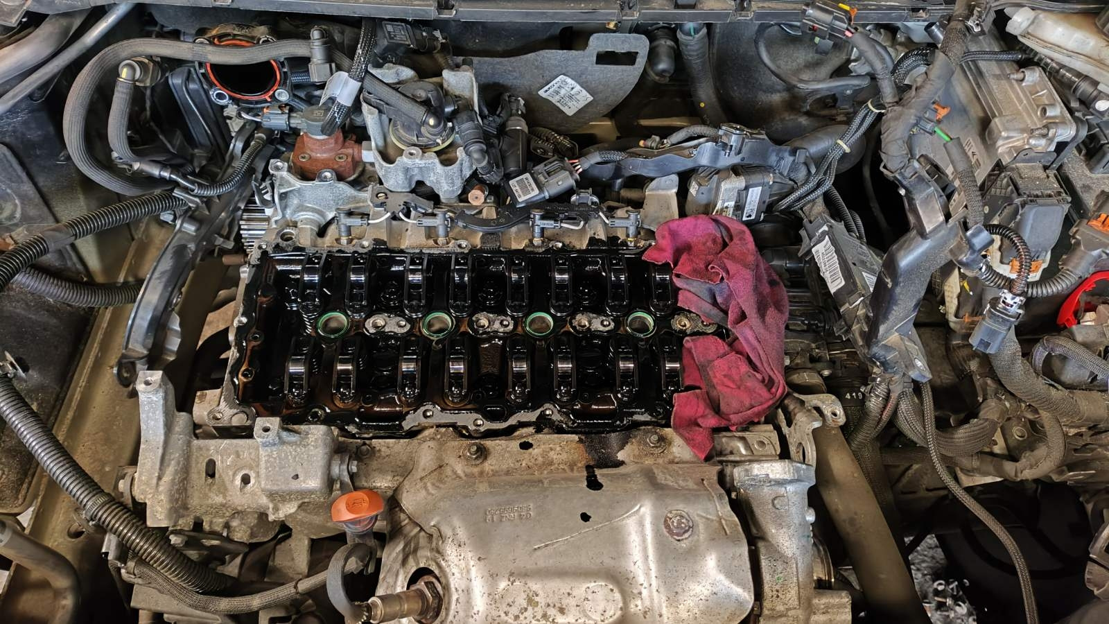 Замена ГРМ, цепи, масла (Большое ТО) — Peugeot 308 SW (2G), 1,5 л, 2019 ...