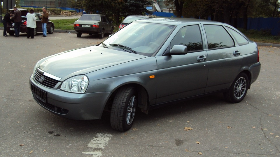 Глючит приборная панель — Lada Приора хэтчбек, 1,6 л, 2012 года ...