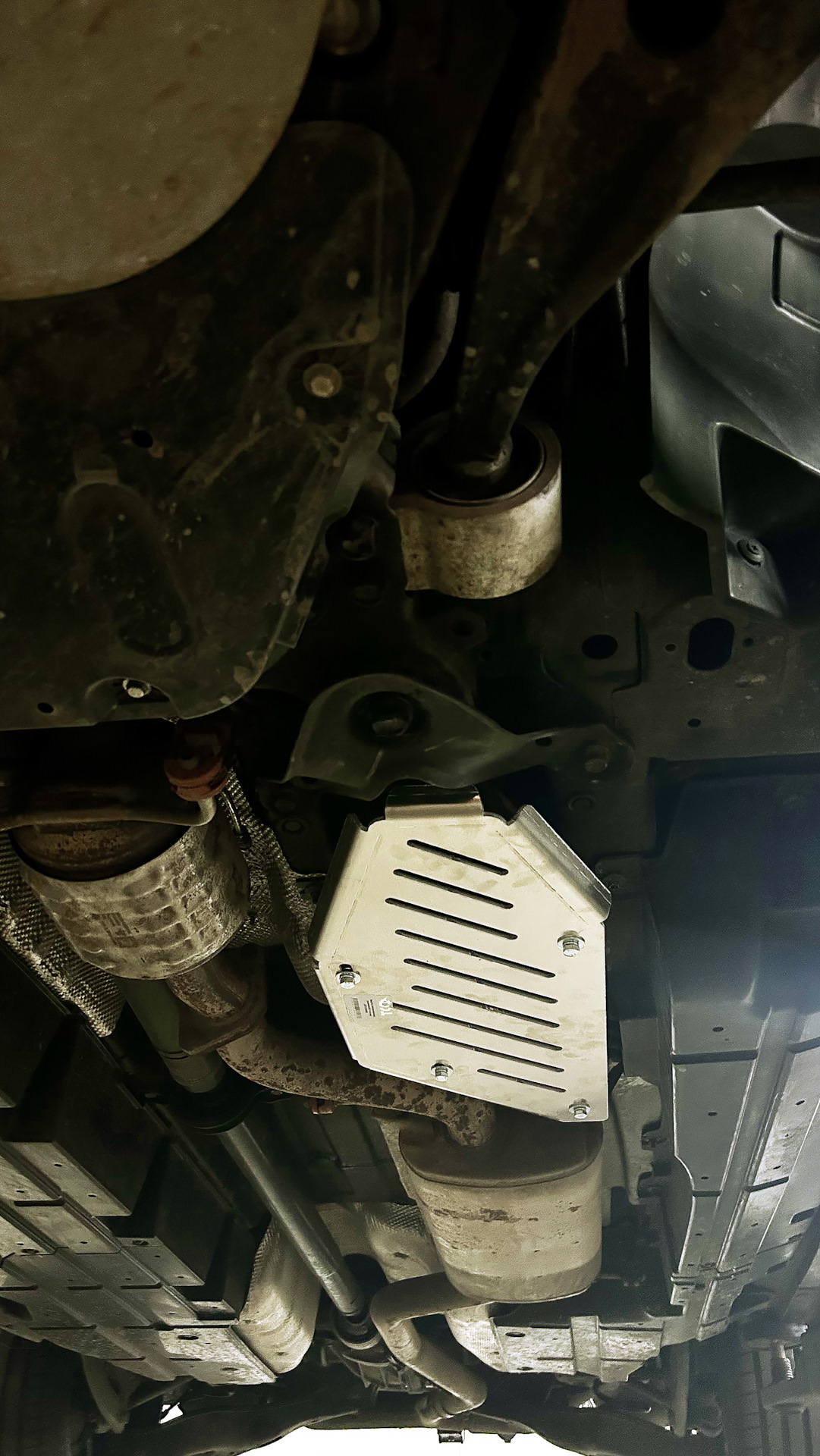 Защита топливопровода + Galva Spray (Weicon) — GAC GS8 (2G), 2 л, 2023 ...