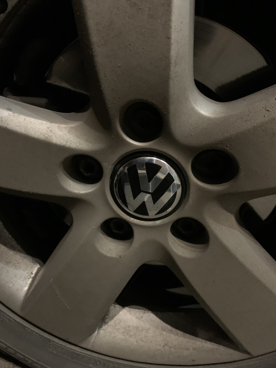 Колпачки заглушки на литой диски Volkswagen 3B7601171 65мм — Volkswagen ...