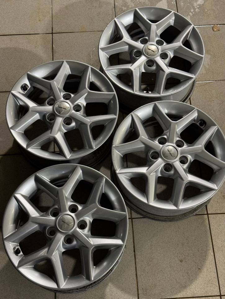 Литые диски Kia 6,5Jx16 ET-44 5x114,3 на Mitsubishi Lancer X, KIA Soul ...