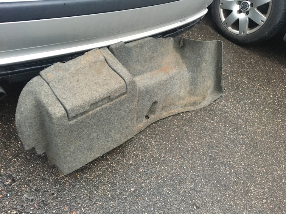 Обшивки багажника — BMW 5 series (E34), 2,5 л, 1991 года | автозвук ...