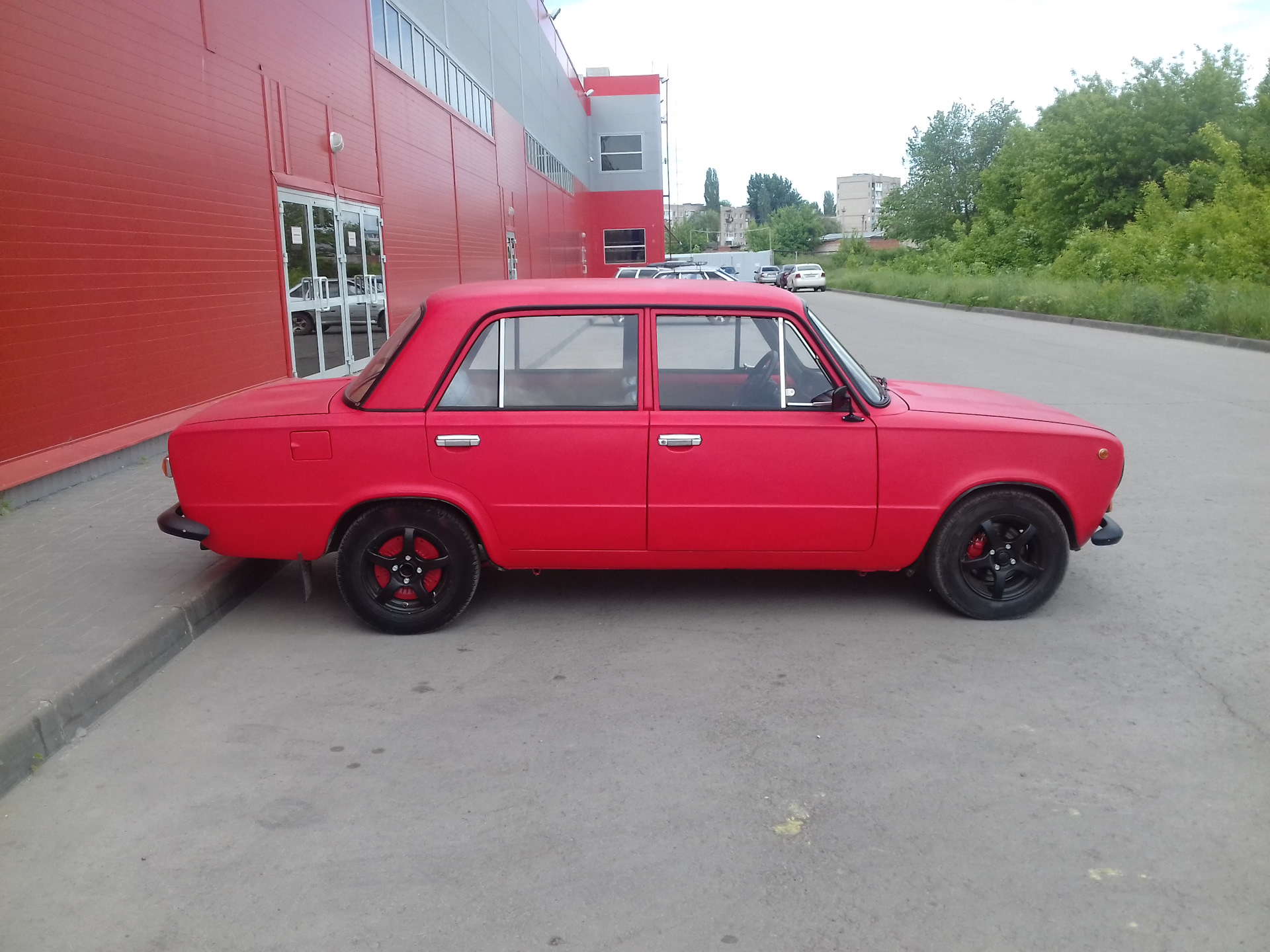 Купить Авто Красный Луч Б У